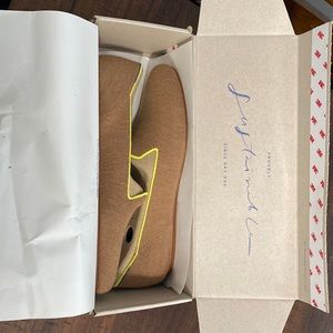 Rothy’s size 12 NWT Never Worn Neutral Tone Loafer